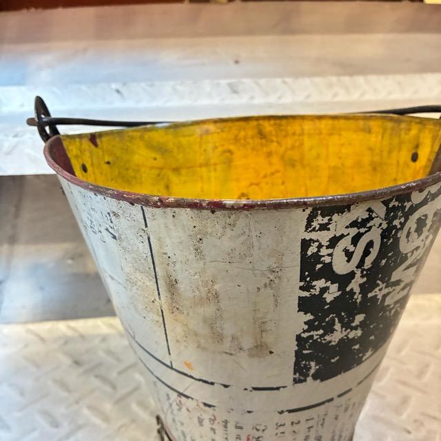 インド　リサイクルアイアンバスケット　M　RECYCLED BUCKET　アイアン製バケツ　ガーデニング　ゴミ箱　鉢カバー　アソート　プランターカバー　 |  | 03