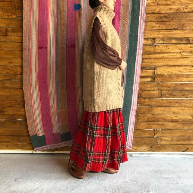 ICHI　ケーブルニットタートルネックベスト ウール100% ICHI（イチ） ケーブルニットタートルネックベスト ベージュ 【SALE