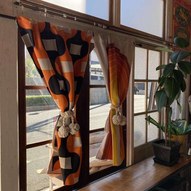 TOPANGA Fabric レトロテキスタイルカーテン 70×100cm キューブ TOPANGA Fabric レトロテキスタイルカーテン 70×100cm キューブ