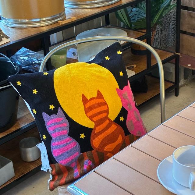 TOPANGA Homefurnishing Cat Embroidery Cushion Cover　45×45cm　D |  | 07