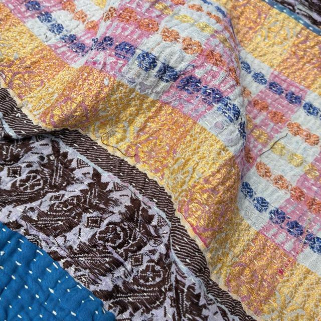 インド ヴィンテージラリーキルト 26000-23 140×180cm カンタ