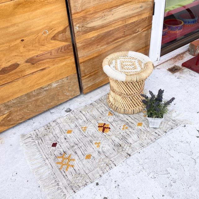 TOPANGA Homefurnishing　トライバルエンブロイダリーウールラグマット　アイボリー　50×80cm　玄関マット　ラグマット　羊毛　刺繍 |  | 07