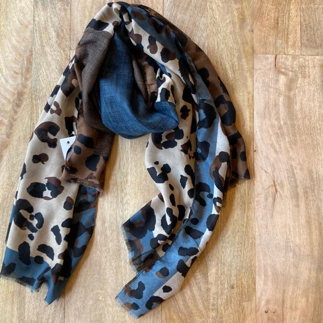 TOPANGA Accessory　スムースビッグストール　モダンレオパード　ブルー　ショール　マフラー　大判ストール　羽織　薄手　フリンジ　冷房対策 |  | 09