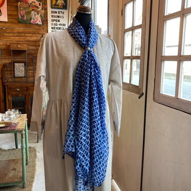 TOPANGA Accessory　スムースタッセルビッグストール　Scales　ブルー　藍色　スカーフ　ショール　マフラー　大判ストール　羽織　薄手　フリンジ　冷房対策 |  | 09