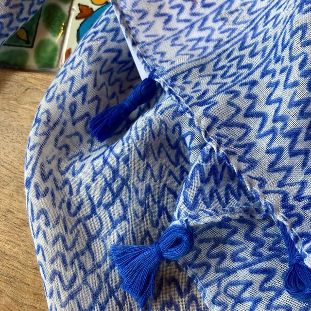 TOPANGA Accessory　スムースタッセルビッグストール　Surface　ブルー　スカーフ　ショール　マフラー　大判ストール　羽織　薄手　フリンジ　冷房対策 |  | 03