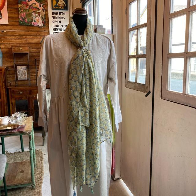 TOPANGA Accessory　スムースタッセルビッグストール 全3種　ブルー　ブラック　スカーフ　ショール　マフラー　大判ストール　羽織　薄手　フリンジ　冷房対策 |  | 08