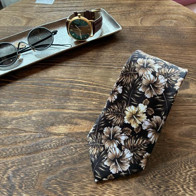 TOPANGA Accessory ヘリテージタイ　ハイビスカス　ブラック　ネクタイ　プレゼント　フォーマル　カジュアル　スーツ　メール便　クラシック　ヴィンテージ　 |  | 01