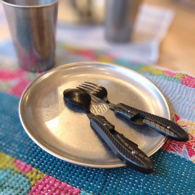 スネークモチーフポータブルカトラリーセット　ブラック　カトラリー　フォーク　スプーン　ナイフ　アウトドア　キャンプ | 