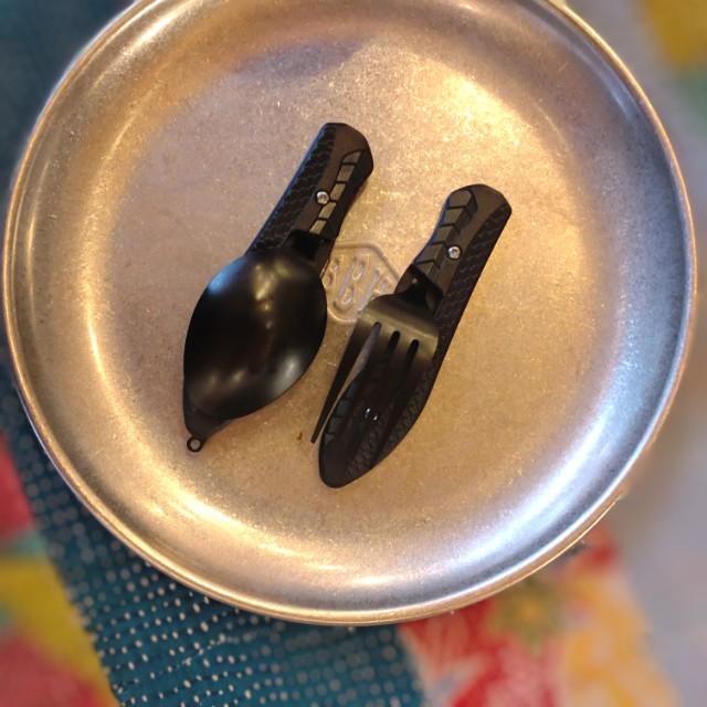 スネークモチーフポータブルカトラリーセット　ブラック　カトラリー　フォーク　スプーン　ナイフ　アウトドア　キャンプ |  | 03