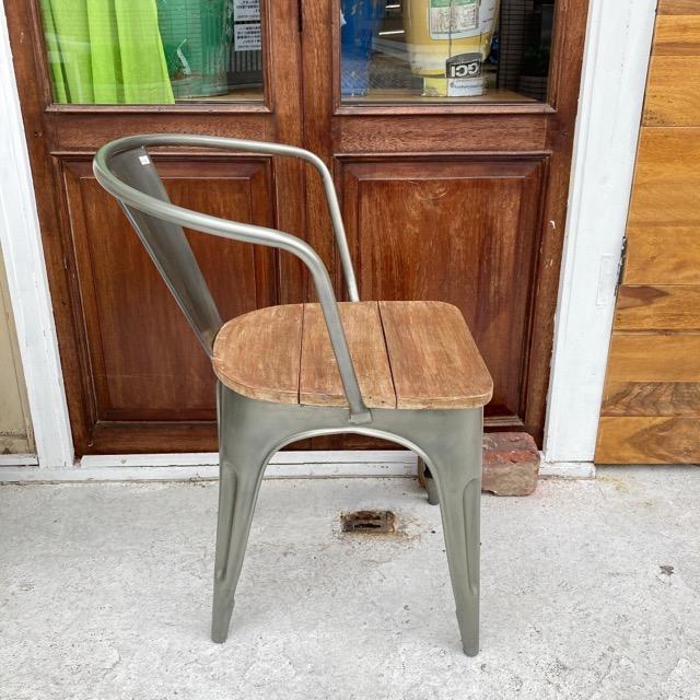 スチール＆ウッドダイニングアームチェア : 輸入雑貨屋 BON ETO