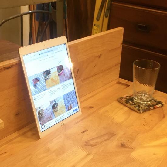 ナチュラルウッドデスク＆スツール タブレットスタンド付き : 輸入雑貨