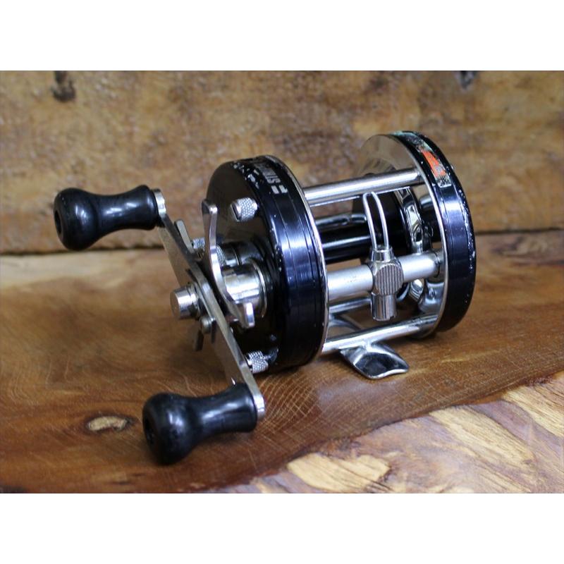 Abu Garcia ABU AMBASSADEUR 5500 STRIPERアブ アンバサダー ST Abu Garcia ABU AMBASSADEUR 5500 STRIPERアブ アンバサダー ST