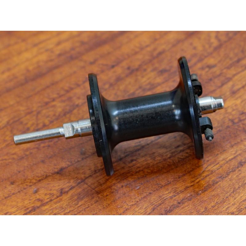 ABU 2500★☆★スプール★☆★ブレーキブロック付★2600 | Abu Garcia | 02