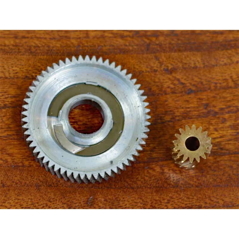 オールドABU5001☆★メインギヤ＆ピニオンギアセット★左用☆3.5:1 | Abu Garcia | 01