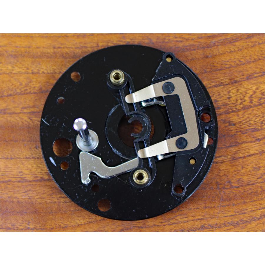 UCシリーズ＆Dual2Deal2★ABU4000/5000/6000番台☆ブレーキプレート＆ヨーク☆サムクラッチ★左用 | Abu Garcia | 01