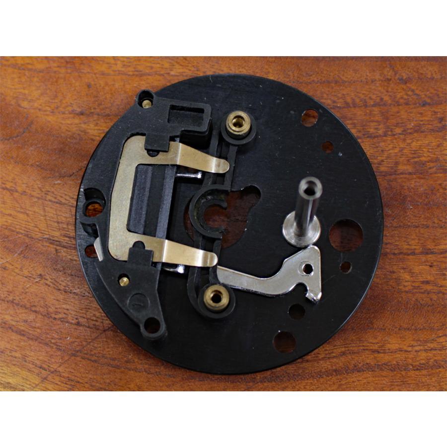 ABU4000/5000/6000番台☆★ブレーキプレート＆ヨーク★☆★右用 | Abu Garcia | 01