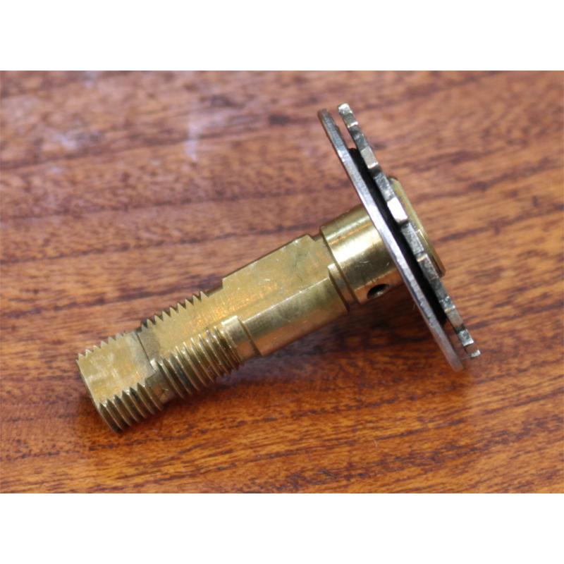 4000/5000/6000番☆★メインギヤシャフト★☆右用 | Abu Garcia | 01