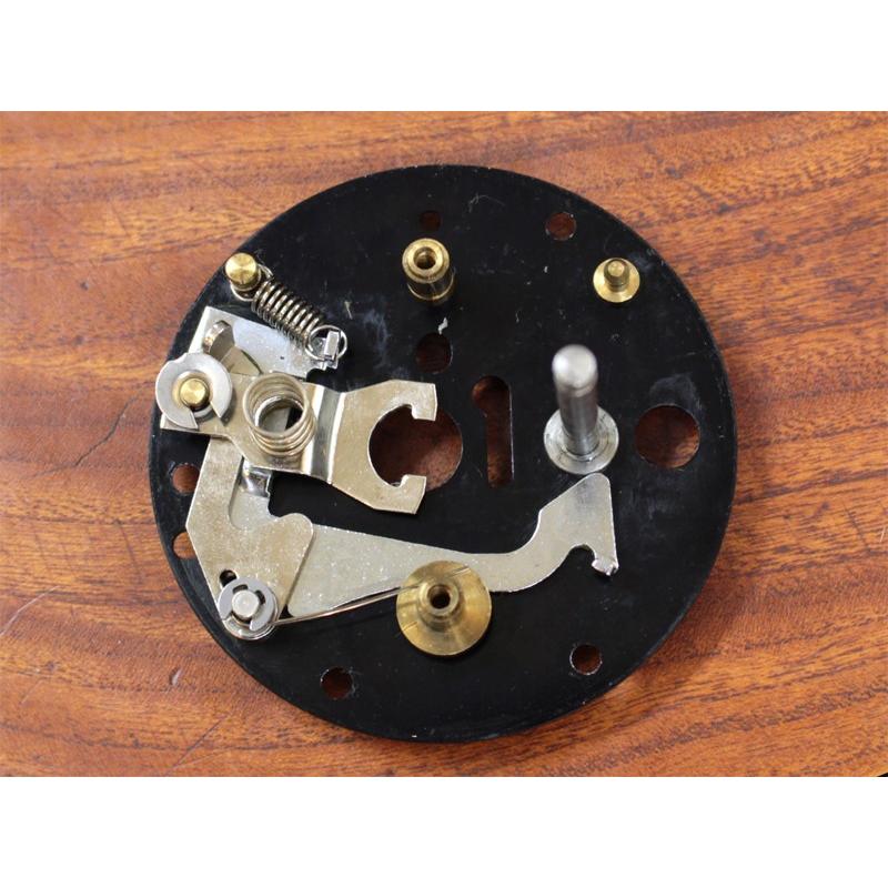 Abu Garcia（アブガルシア） ABU4600/5600/6600番ブレーキプレート赤