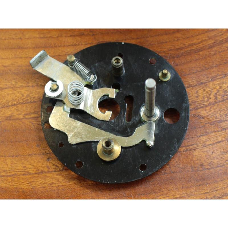 オールド ABU4000/5000/6000番台★☆★ブレーキプレート★☆★右用 | Abu Garcia | 01