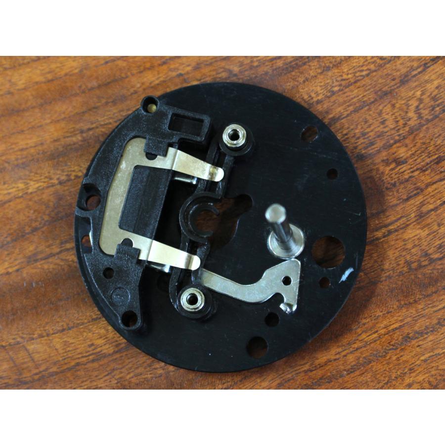 ABU4000/5000/6000番台☆★ブレーキプレート＆ヨーク★サムバー☆ブラック★右用 | Abu Garcia | 01