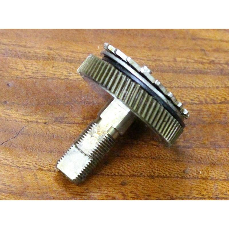 ABU7000番台★☆★メインギヤ＆ブッシングシャフトセット★☆★ | Abu Garcia | 01