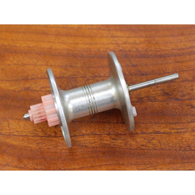 ABUパーミングカップ 5000番台★☆スプール & スプールシャフト☆シルバー★ブッシング | Abu Garcia | 02