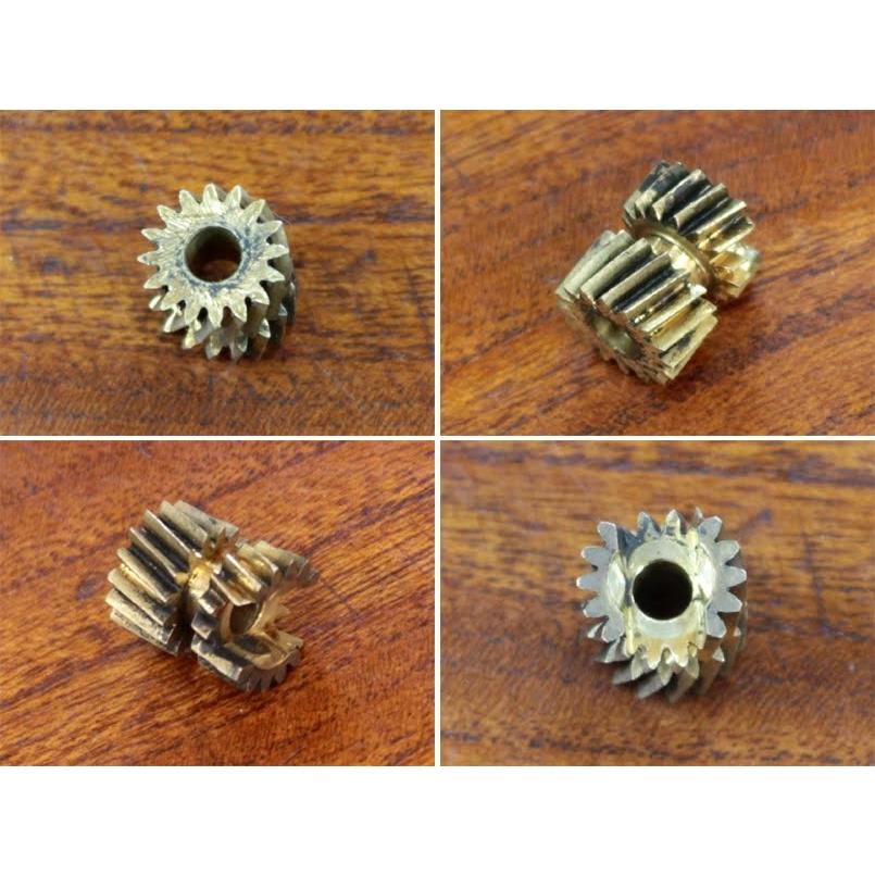 オールド5000/6000番☆★メインギヤ＆ピニオンギアセット★右用☆3.7：1 | Abu Garcia | 02