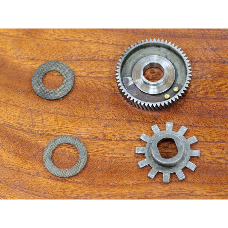 オールド5000/6000番☆★メインギヤ＆ピニオンギアセット★右用☆3.7：1 | Abu Garcia | 03