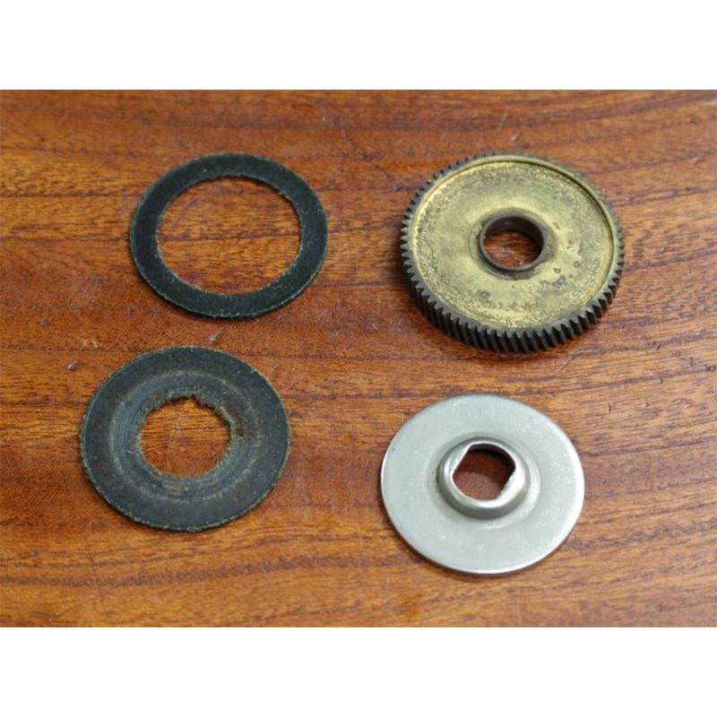 ABU4000/5000/6000番台☆★メインギヤ＆ピニオンギアセット★右用☆4.7：1 | Abu Garcia | 02