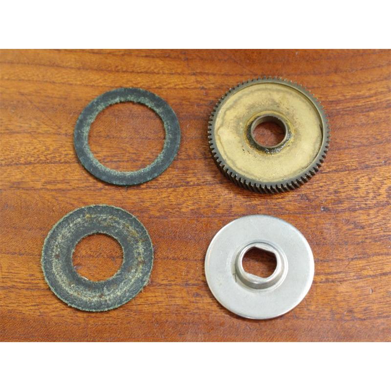 ABU4000/5000/6000番台☆★メインギヤ＆ワッシャーセット★右用☆4.7：1 | Abu Garcia | 01