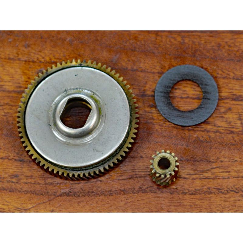 ABU1500/3500C パーミング☆★メインギヤ＆ピニオンギアセット★右用☆4.7:1 | Abu Garcia | 01