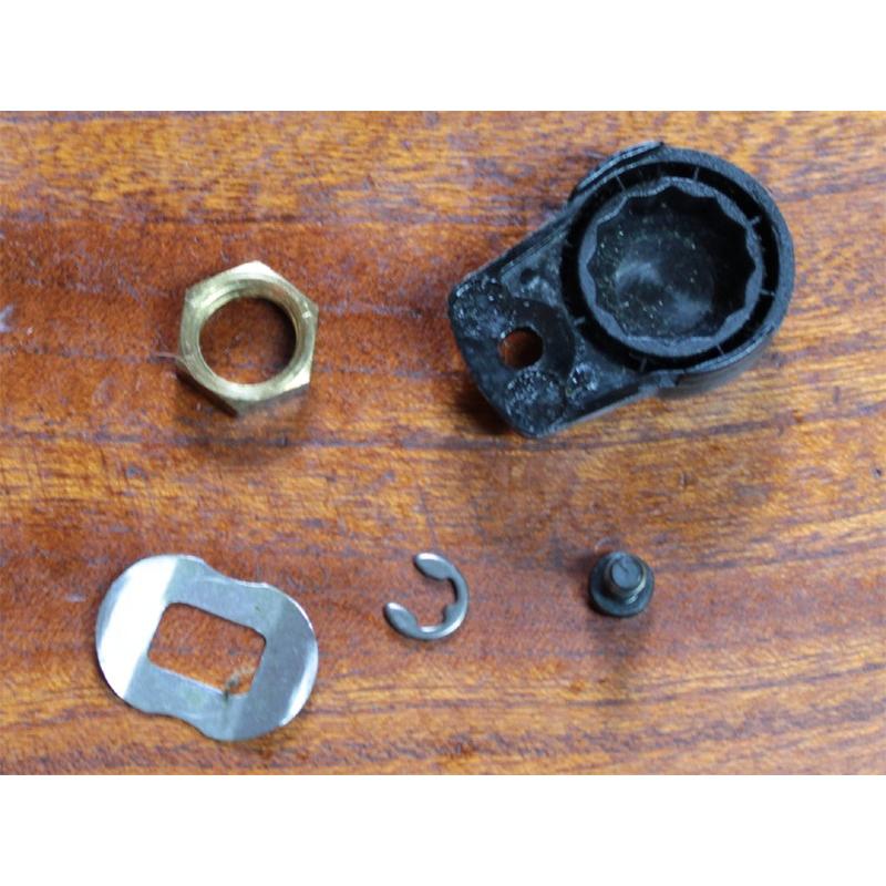 ABU 4000/5000/6000番★☆★ハンドルナット リテーナー セット★☆★黒 | Abu Garcia | 03