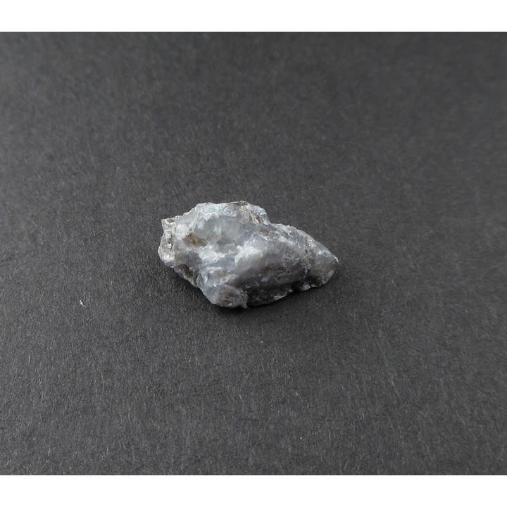 アレキサンドライト原石 4.0ct（0.8g）カラーチェンジ 天上の喜びと