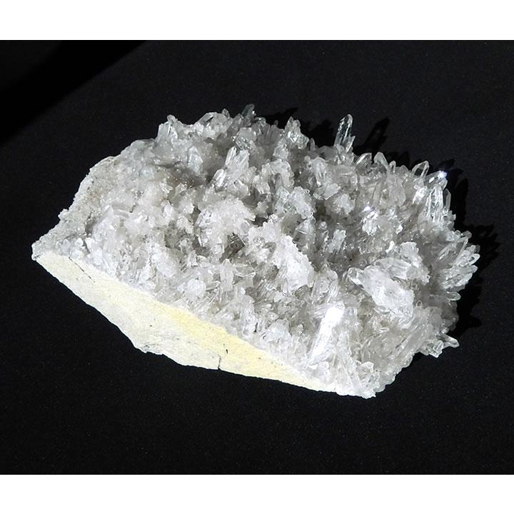 アーカンソー産水晶クラスター3.25kg 26×18cm  浄化に便利な平らな形状 arkan042の画像