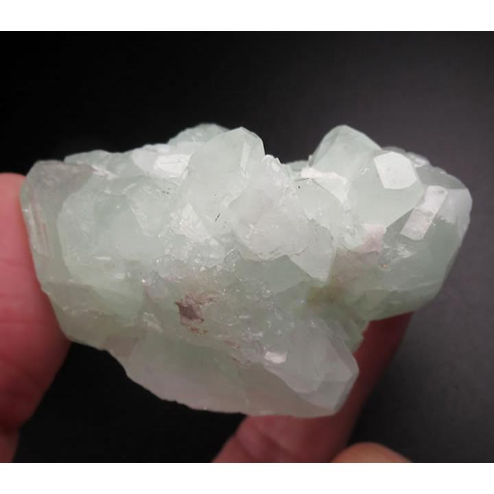 ダトライト原石 ライトグリーン128g オーラ視 メンタル 霊性 知性 記憶力 思考応用力 瞑想からデスクワークまで広く実用的 天然石 品番 dat092の画像