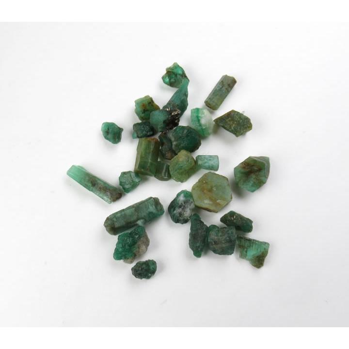 ヒマラヤ産エメラルド透明結晶15ctセット 3〜11mmサイズ 原石 天然石 