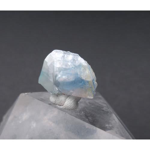 ユークレース結晶 11.05ct 真実への明瞭さ、サイキック能力とシンクロニシティの石 天然石 パワーストーン euc029の画像