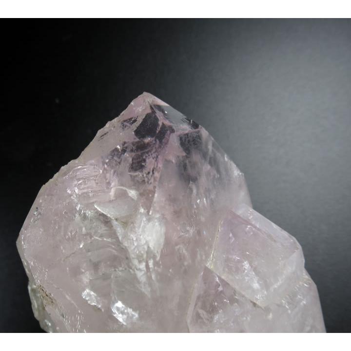 ガネーシュヒマール水晶 アメジスト カシードラル 550g 虹あり 大変
