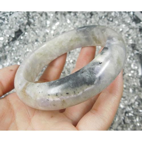 天然翡翠バングル ミャンマー産 内径62 mm 5月誕生石 内径 約62mm