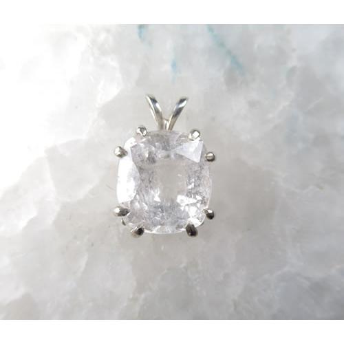 ミャンマー モゴク産 フェナカイト 5.18ct ペンダント シルバー925 パワーストーン ジュエリー p1ph155の画像