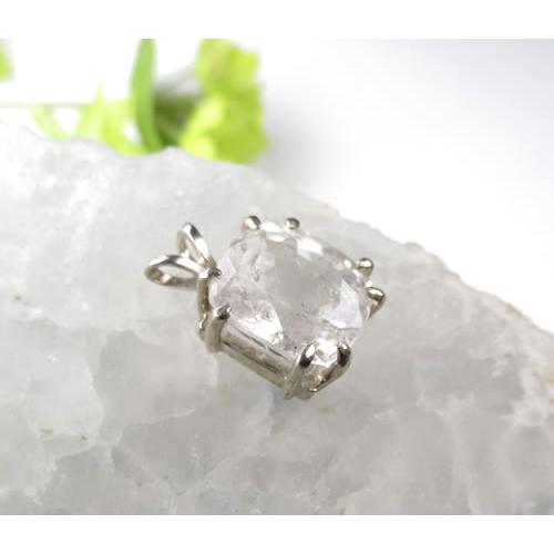 ミャンマー モゴク産 フェナカイト 5.18ct ペンダント シルバー925 パワーストーン ジュエリー p1ph155の画像