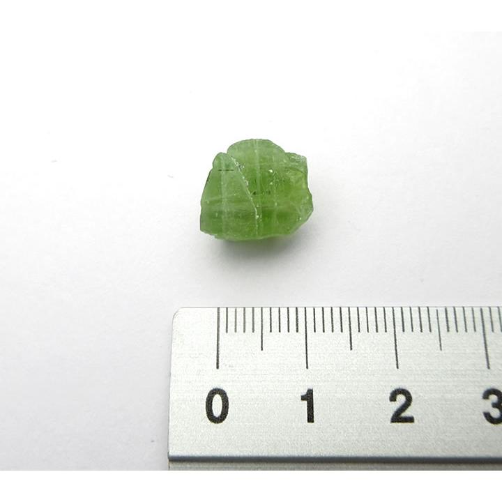ペリドット 原石 パキスタン産 1.9g 天然石 財運 天然獅子 人生の