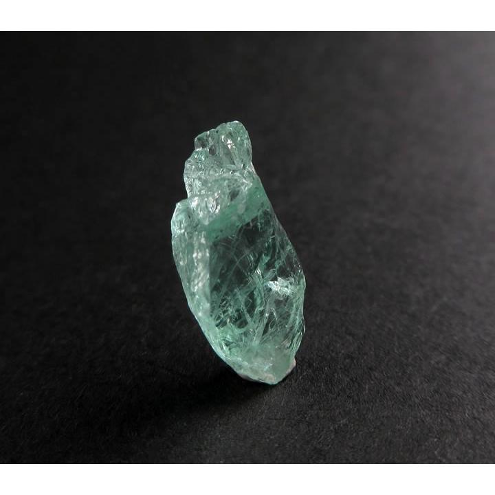 フォスフォフィライト 結晶 2.6ct 鑑別書付 心の安らぎと豊かさ、繁栄