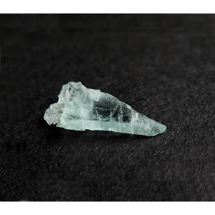 フォスフォフィライト 結晶 0.6ct  鑑別書付 心の安らぎと豊かさ、繁栄、財政的富、芸術的感性と美的センスの向上 ボリビア産 天然石 phos068の画像