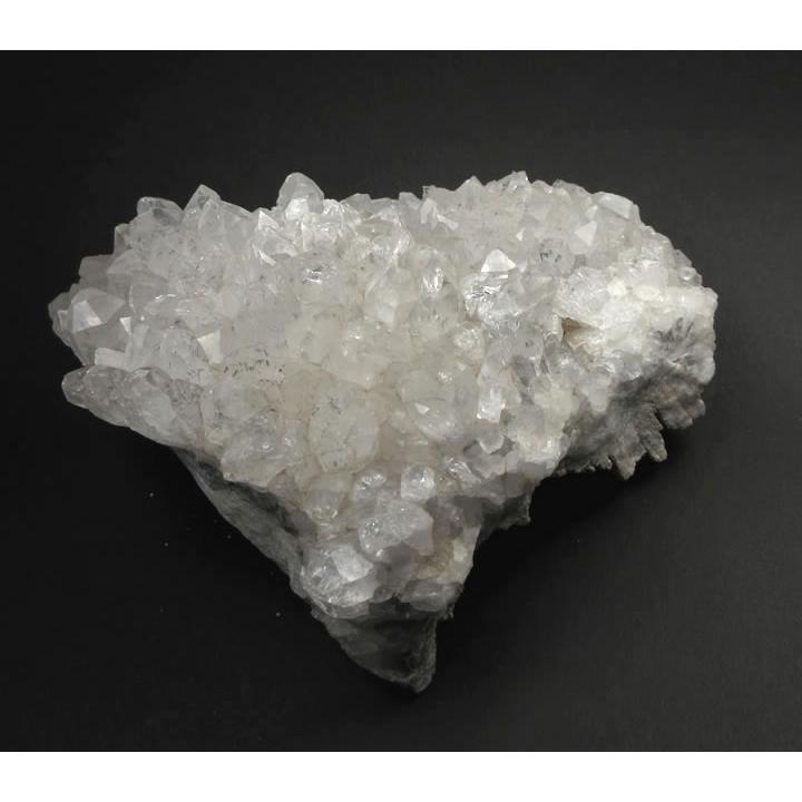 中国貴州省産 水晶クラスター 648g 天然水晶 原石 白く美しい透明結晶