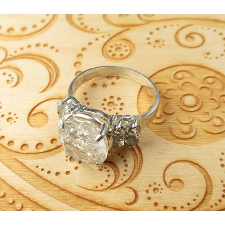 ミャンマー モゴク産 フェナカイト 6.77ct アゼツライト3mm リング 世界で最も高い波動 ハイバイブレーション シルバー925 パワーストーン R1ph204の画像