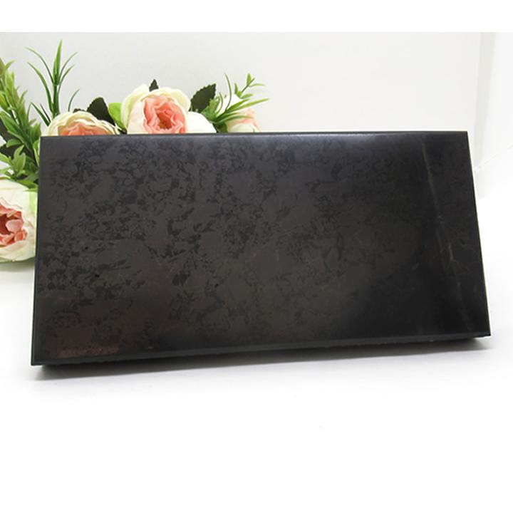 シュンガイトタイル 20×10cm 厚み2cm 1枚 965g前後 表面ポリッシュ