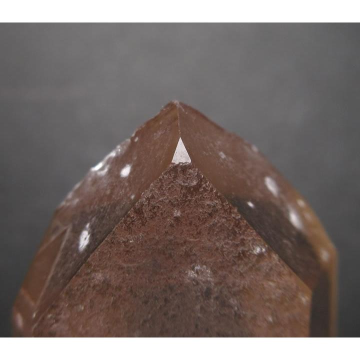タンジェローズクォーツ 49.2g 虹あり 愛と生命力の女神の石