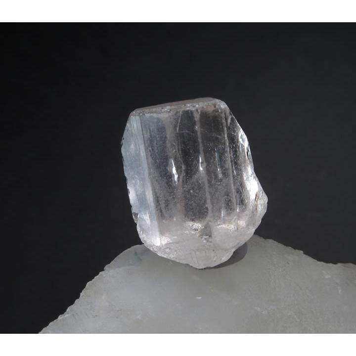 クリアトパーズ 原石 7g 虹あり 創造性と豊かさ 繁栄の石 天然石