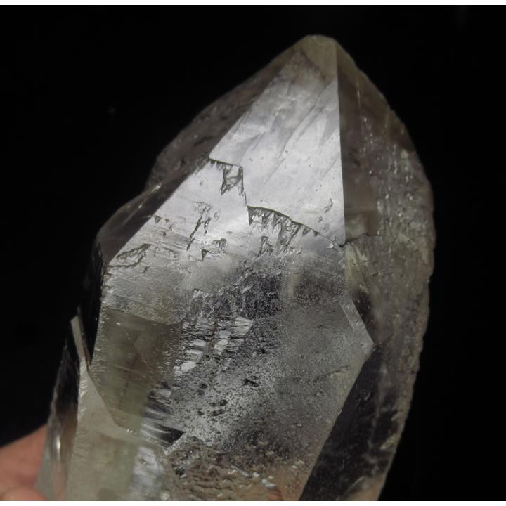 トライゴーニッククォーツ 水晶 大変稀少なシトリン 虹あり 539g 非加熱未処理 高次の意識の覚醒と悟り シャーマニックワークに理想的 tri059 トライゴーニッククォーツ 水晶 大変稀少なシトリン 虹あり 539g 非加熱未処理 高次の意識の覚醒と悟り シャーマニックワークに理想的 tri059